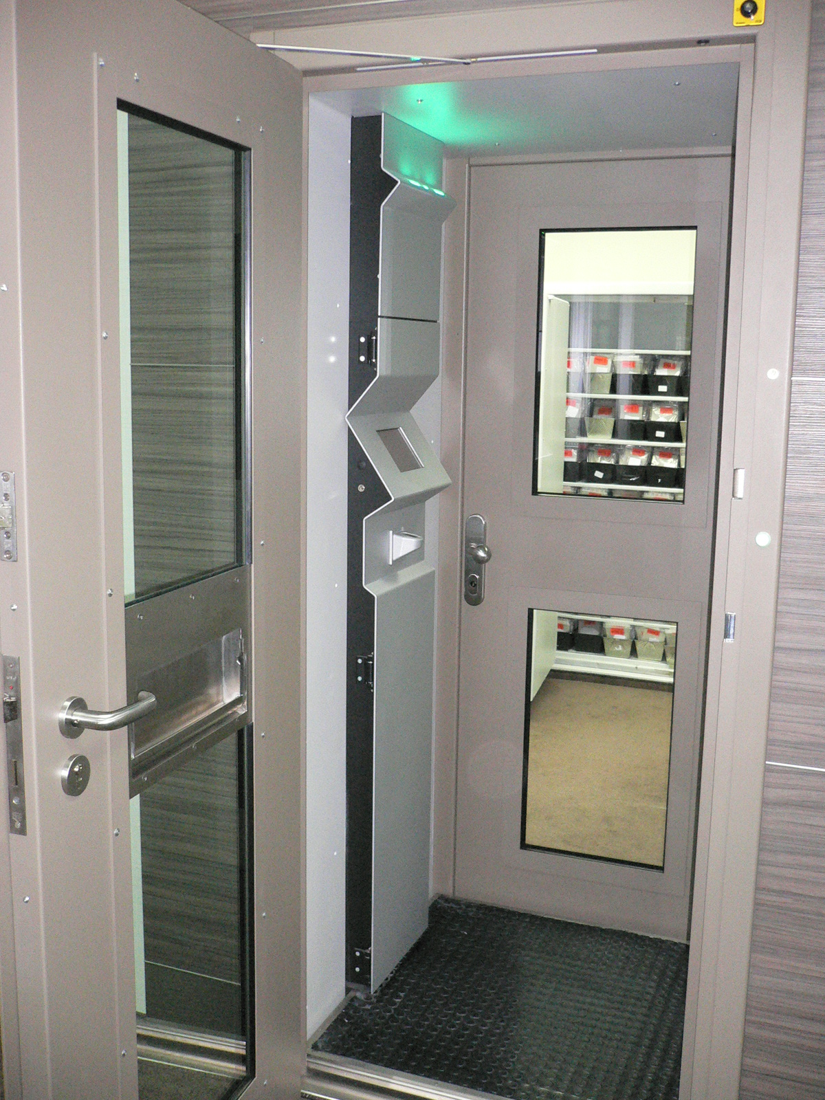 Image description: VER Intech Axxes3